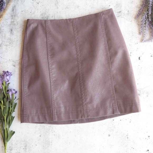 Free People Dresses & Skirts - Free people modern femme mini skirt